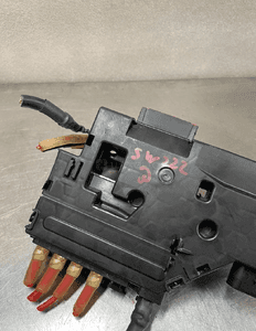 SKRZYNKA BEZPIECZNIKOW ROZDZIELACZ MERCEDES W222 3