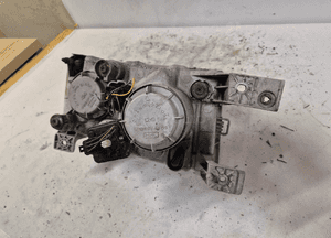 Przod przednia lampa lewa hyundai trajet 9