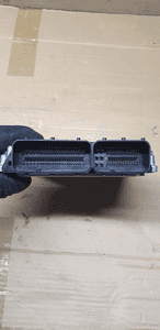 Komputer sterownik silnika BMW 3 E90 3.0D 7811151 0281015130 3