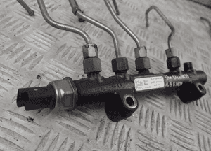 Listwa wtryskowa delphi 9684753080-02 peugeot citroen 1.6 hdi 2