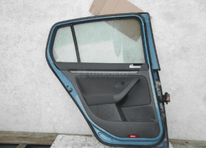 Drzwi Tył Tylne Lewe VW Golf V HB LA5S KPL BEZ RDZY 4