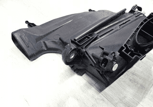 Mercedes W212 W218 filtr powietrza A6420903501 4