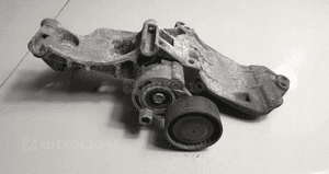 Renault nissan mocowanie alternatora 8200669495 1
