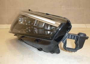 Skoda scala 2019 lampa przód prawa full led 6PIN 13