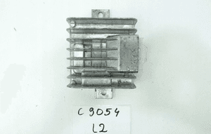 WZMACNIACZ HARMAN MERCEDES W223 W447 A2439008400 2