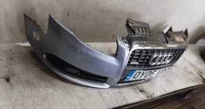 Zderzak przód przedni do audi A4 B7 s-line halogeny LY7H grill 4