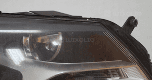 Lampa przednia prawa vw passat B7 4