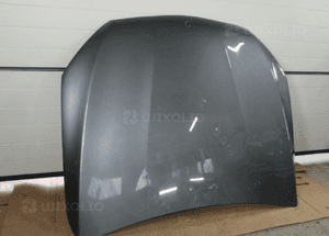 Maska pokrywa silnika mercedes glc W253  X253 2015- 9