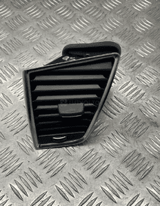 AUDI Q5 KRATKA NAWIEWU LEWA 8R1820901 2