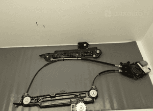 BMW F44 PODNOSNIK SZYBY TYŁ PRAWY 9851140 6