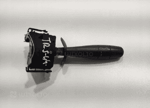 PRZEŁĄCZNIK MANETKA WYCIERACZEK TRAFIC II VIVARO A 8200490947 2007-2014 2