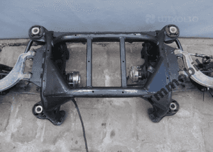 Sanki kołyska wózek tył Maserati Quattroporte 2006