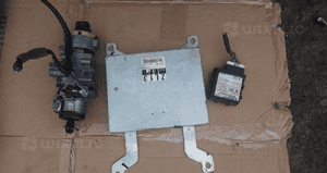 Mazda 323 f BJ 98-03 Komputer Sterownik 1.5 ZL13 1