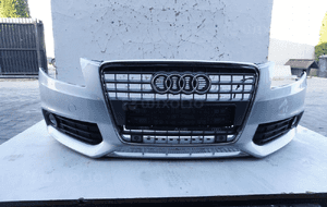 Zderzak przód halogeny pdc audi A4 B8 LX7W 1