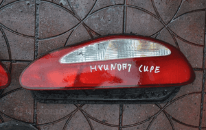 hyundai coupe lampa prawa WSYSYŁKA 1
