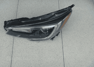 Subaru legacy outback v 2018-LAMPA lewa soczewka led ładna 1