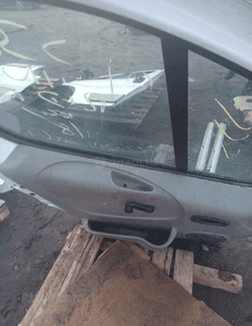 Renault trafic ii opel vivaro a nissan primastar drzwi lewe przód przednie 11