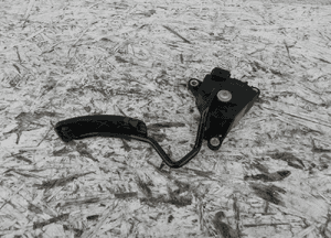 Potencjometr Gazu Renault Modus I 1.6 16V 8200139319 B 6PIN 2