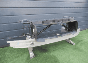 Pas wzmocnienie belka kanał wlot bmw 1 F20 2011- 2
