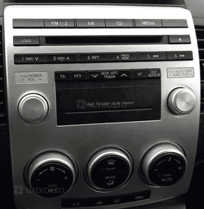 Mazda 5 V radio fabryczne panel radiowy 06 1