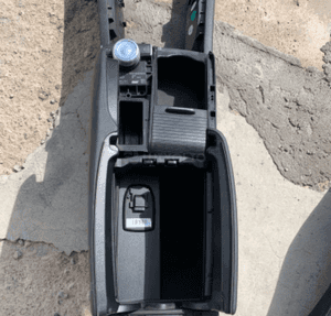 MERCEDES C 204 e 207 e 212 podłokietnik schowek przedni wybór kolory 16