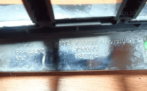 Atrapa grill gril lewa lewy bmw 7 vii G11 G12 15- 2