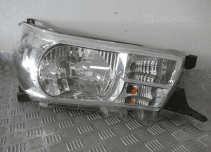 Lampa przednia przód prawa toyota hilux 8 viii 2015-2018 5