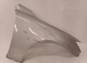 Lexus is II 05-12 BŁOTNIK PRAWY PRZÓD 1