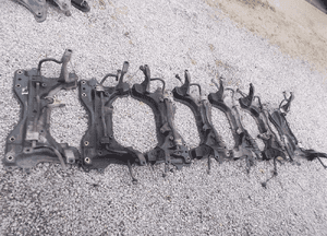 RAMA SANKI TRAWERSA KOŁYSKA FORD FOCUS MK1 1