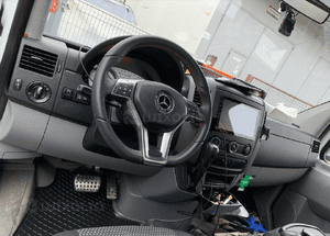 Sprinter 906 crafter  przekładka Anglika Maglownica konsola dywany 7