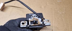 Zamek klapy bagażnika tył tylny VW FOX 5Z6827505T 4