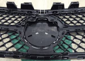 Mercedes CLA W118 Lift 21- Grill Atrapa Nowy 11