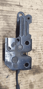 Zamek rygiel maski przód przedni VW Phaeton 3D0823509C 2