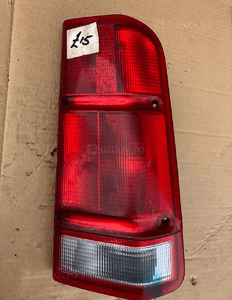 Lampa tylna prawa górna Land Rover Discovery 2 II 1998-2002 1