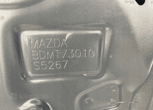 Mazda 3 h/b drzwi 19- 2
