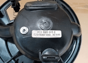 Wentylator silnik dmuchawy nagrzewnicy VW Passat B6 3C1820015E 3