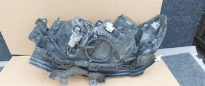 Przod przednia lampa prawa subaru forester 2 sg lift 5