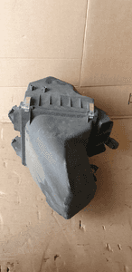 Obudowa filtra powietrza VW Passat B5 W8 4.0 3B0129605B 5