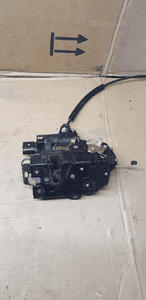 Zamek drzwi prawy przód przedni VW Passat B5 8 Pin 3B1837016A 5