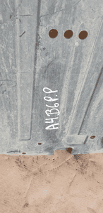 Osłona płyta podwozia prawa Audi A4 B6 8E0825208B 7