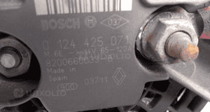 RENAULT CLIO III 1.5 DCI alternator 8200660033B 6