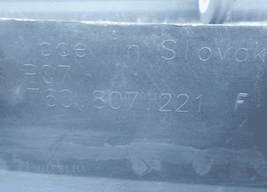 Zderzak przedni przód vw touareg iii 3 r-line 760807221F 2018-2023 22