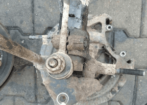 Chrysler 300M zwrotnica piasta tyl prawa 2