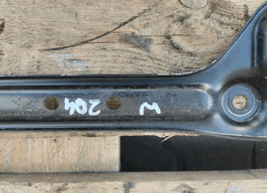 Wspornik wzmocnienie sanek przód przednich mercedes W204 3