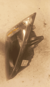 Przod przednia lampa prawa ford focus MK2 3