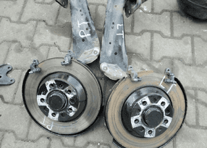 VW  Passat B8 wahacz piasta tył tylny  lewy  kombi 3