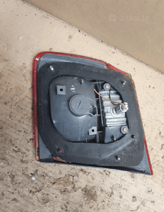 Mazda 626 v gf lampa lewa tył w klapę 132-61922 5