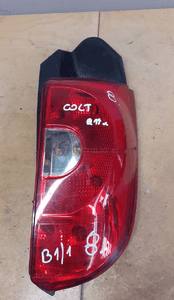 X lampa tył tylna prawa mitsubishi colt vi Z30 1