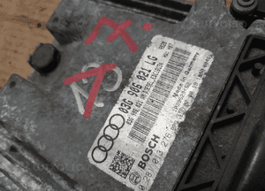 } AUDI A3 8P0 KOMPUTER STEROWNIK SILNIKA 2.0 TDI 03G906021LG / 0281013276 2