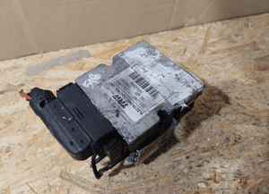 Pompa hamulcowa abs opel vectra c opel signum 1.9 cdti 15113909 5